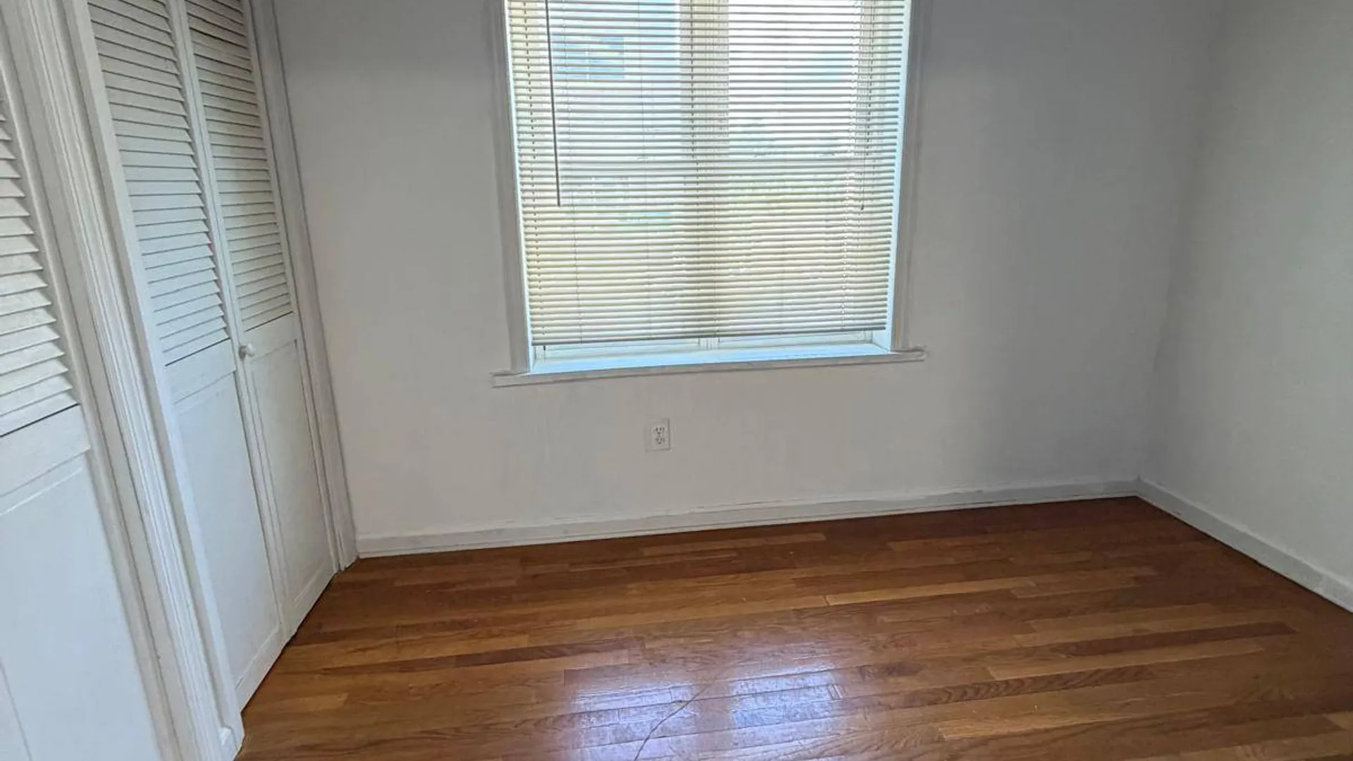 Property at 4222 Carpenter Ave, Bronx, NY 10466 9