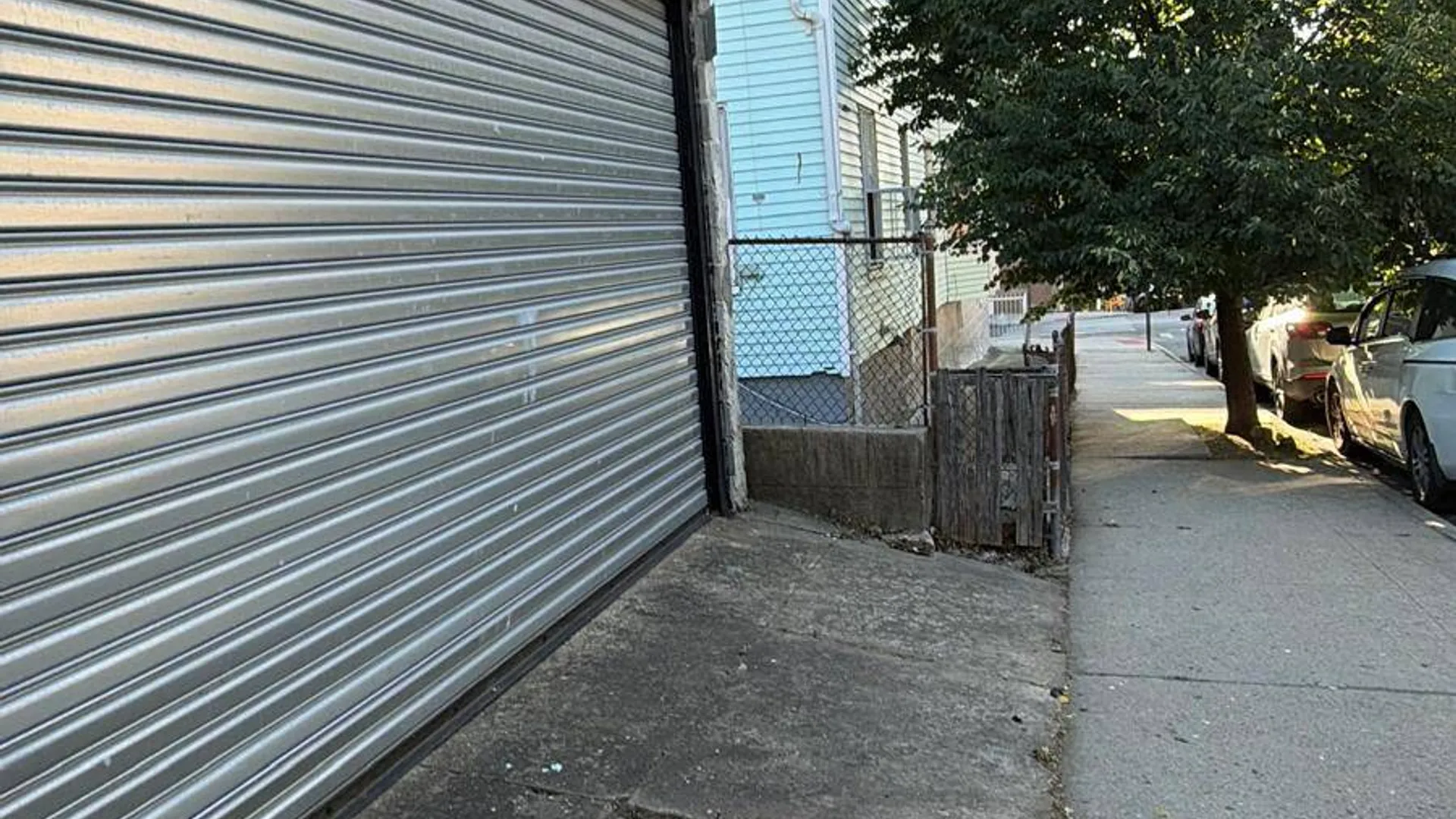 Property at 4222 Carpenter Ave, Bronx, NY 10466 3