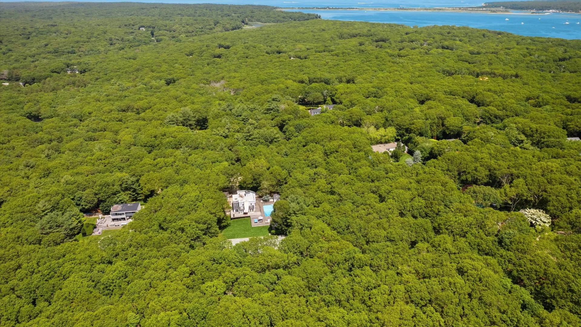 Property at 2 JODY'S PATH, East Hampton, NY 11937 40