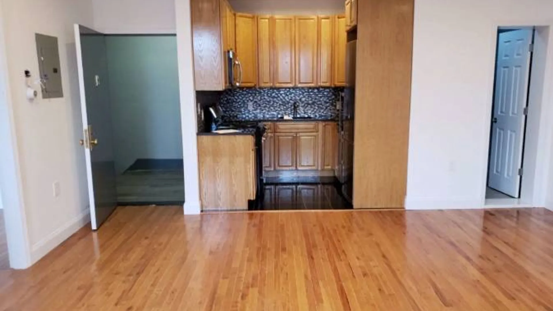 Property at 59-40 Myrtle Avenue, Ridgewood, NY 11385 4