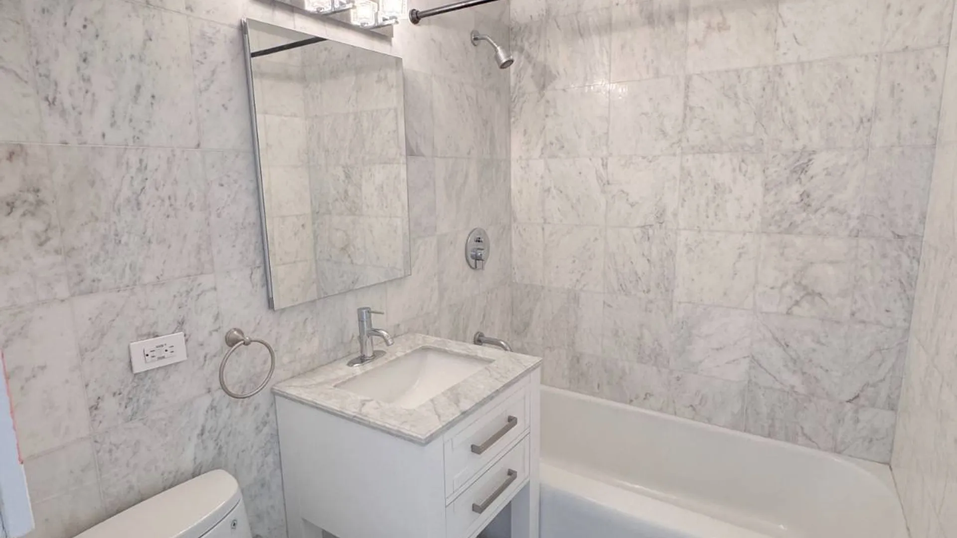 Property at 80 Park Avenue, New York, NY 10016 8