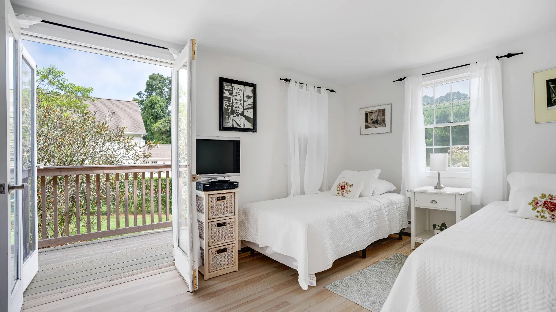 Property at 15 Greenway Drive, East Hampton, NY 11937 17