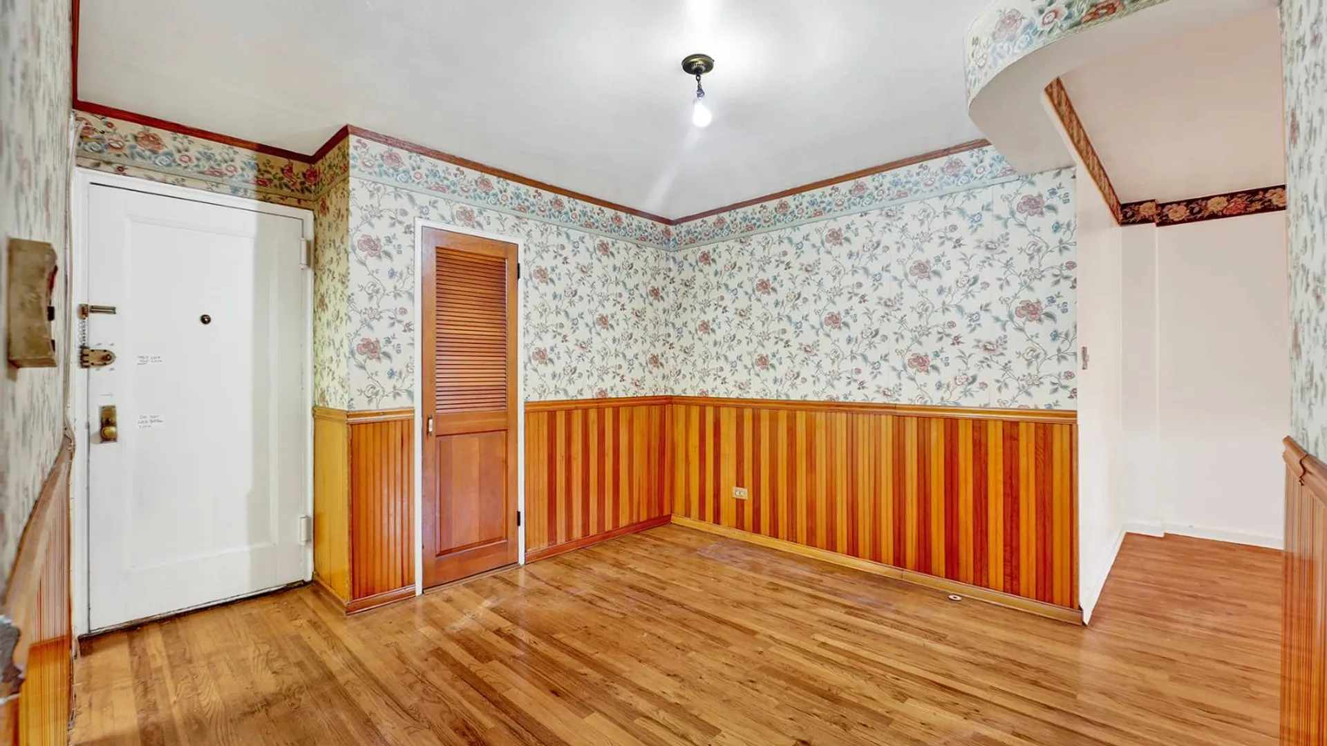 Property at 711 Montauk Ct, Brooklyn, NY 11235 3
