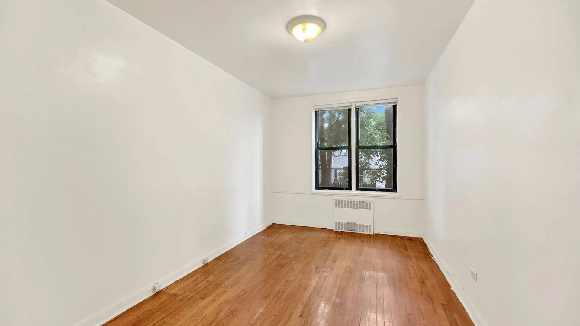Property at 711 Montauk Ct, Brooklyn, NY 11235 11