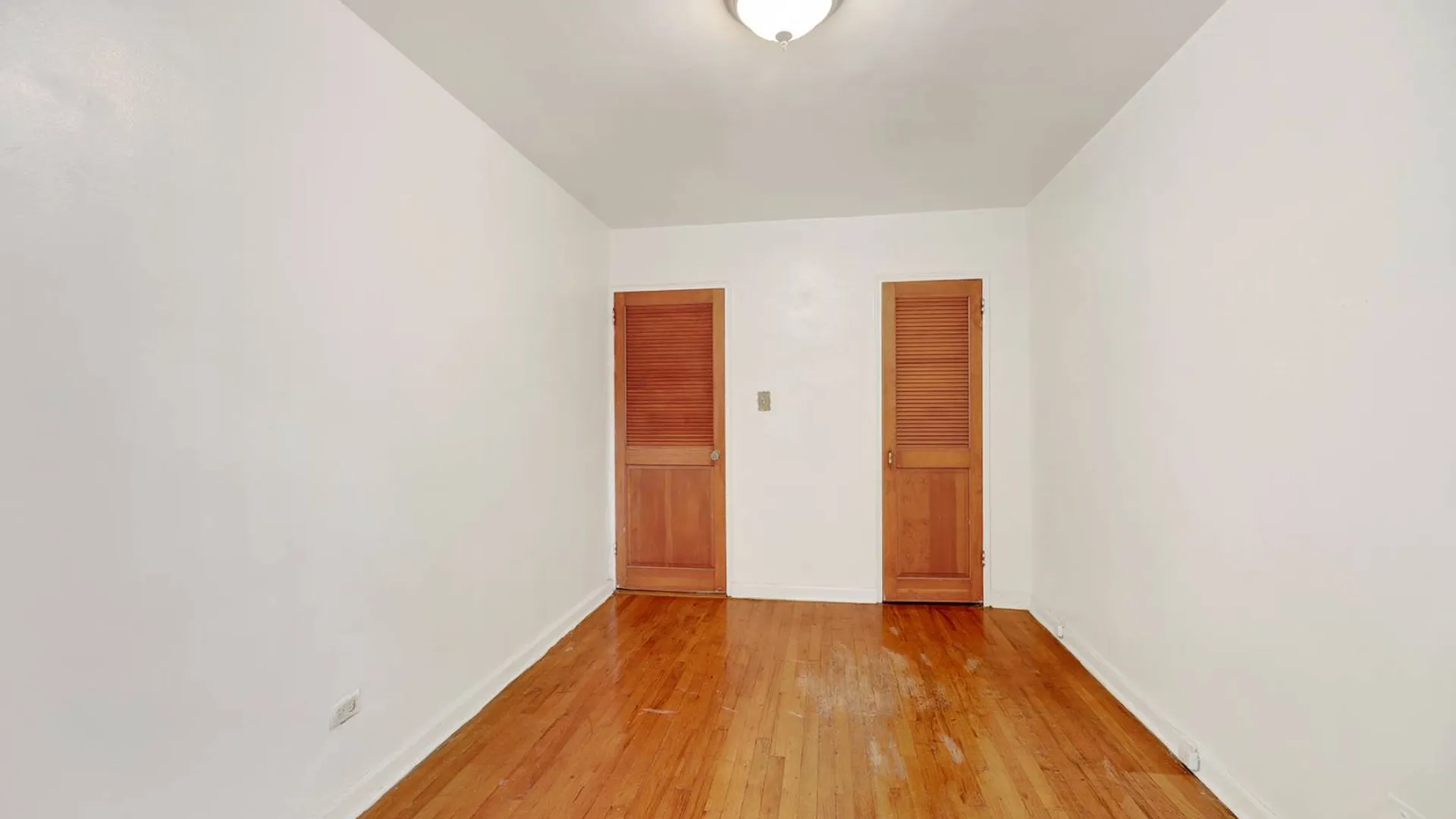 Property at 711 Montauk Ct, Brooklyn, NY 11235 10