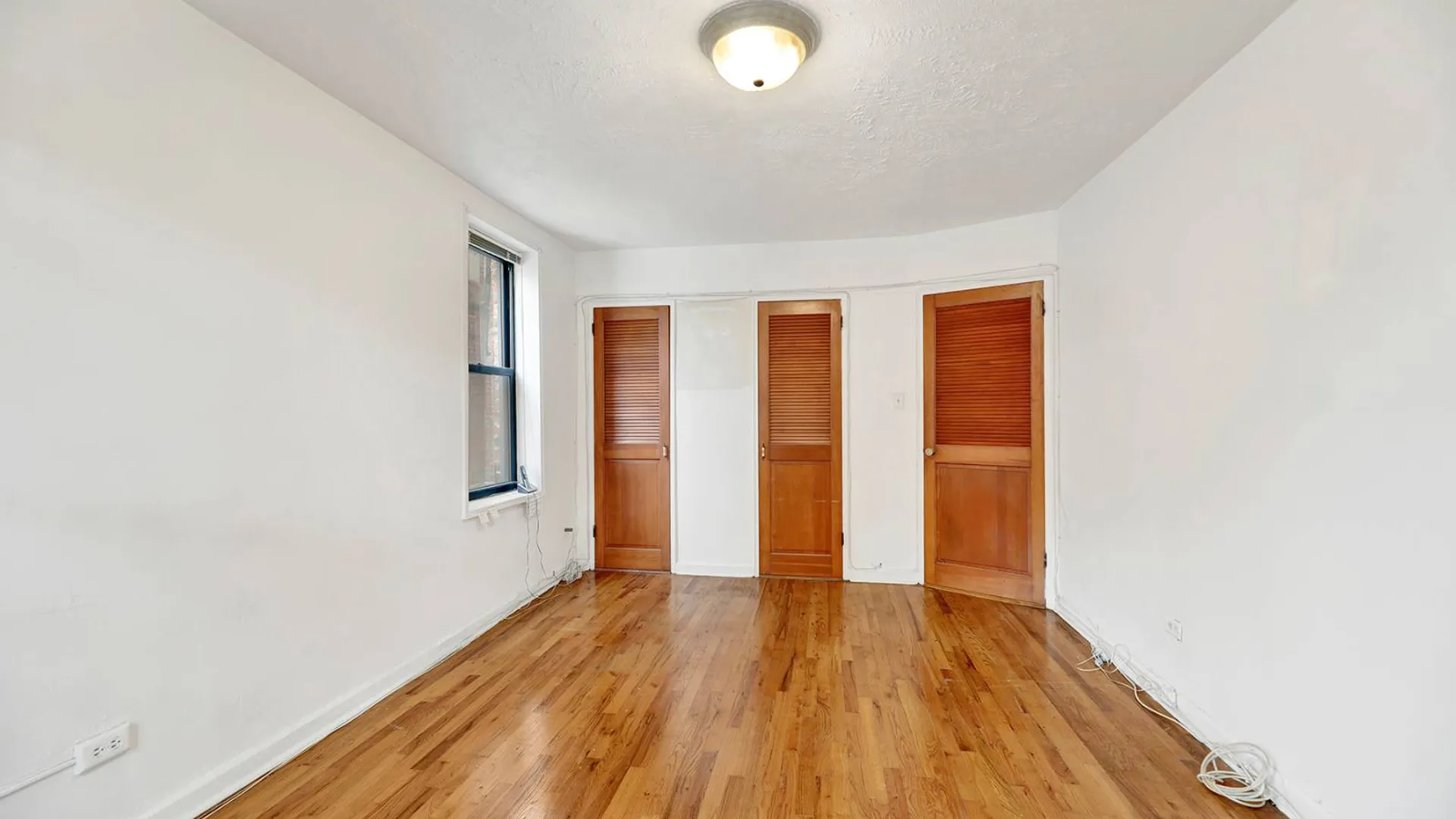 Property at 711 Montauk Ct, Brooklyn, NY 11235 12