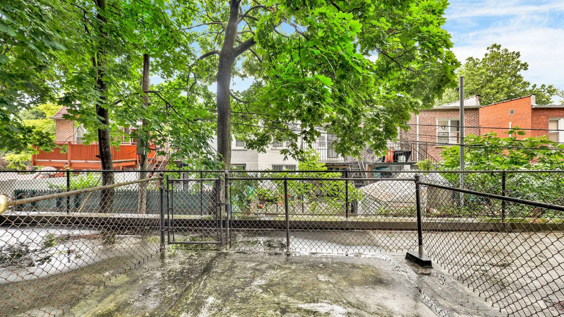 Property at 711 Montauk Ct, Brooklyn, NY 11235 14