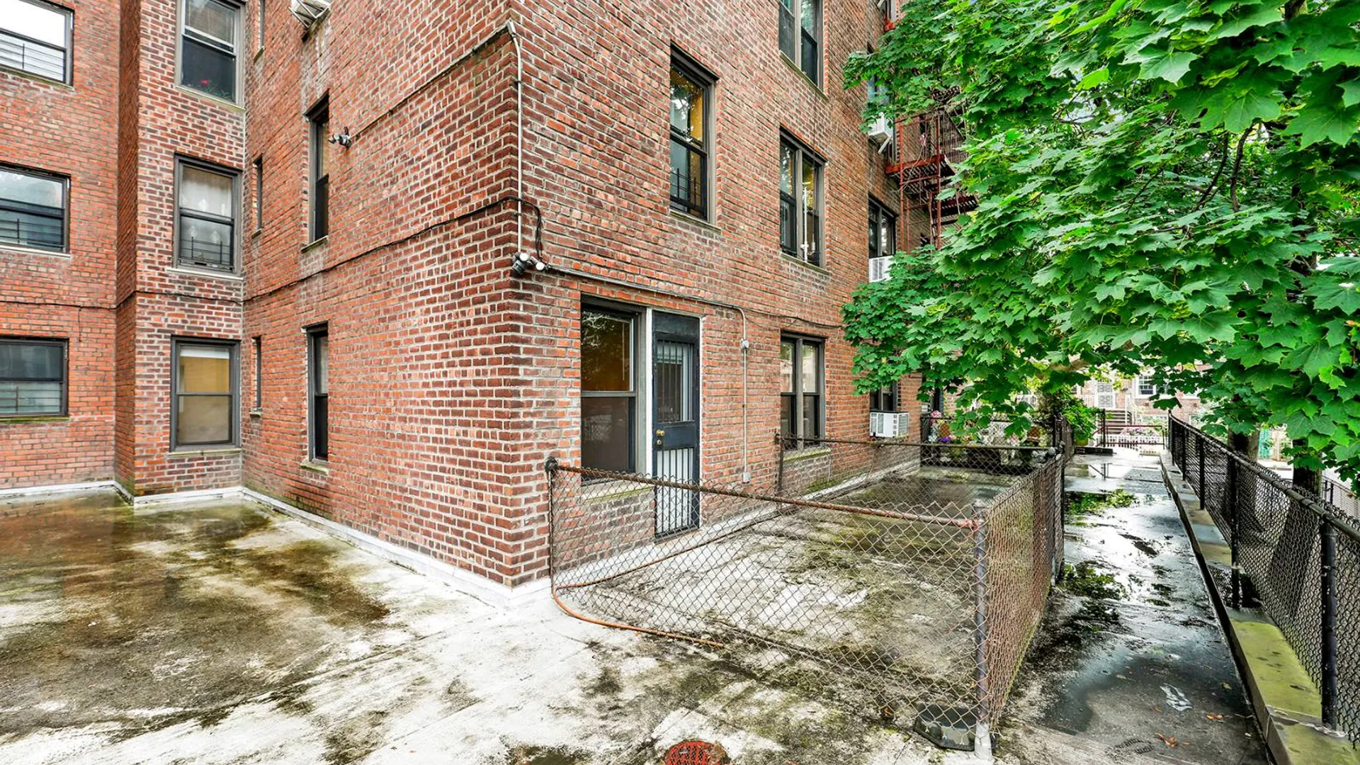 Property at 711 Montauk Ct, Brooklyn, NY 11235 15