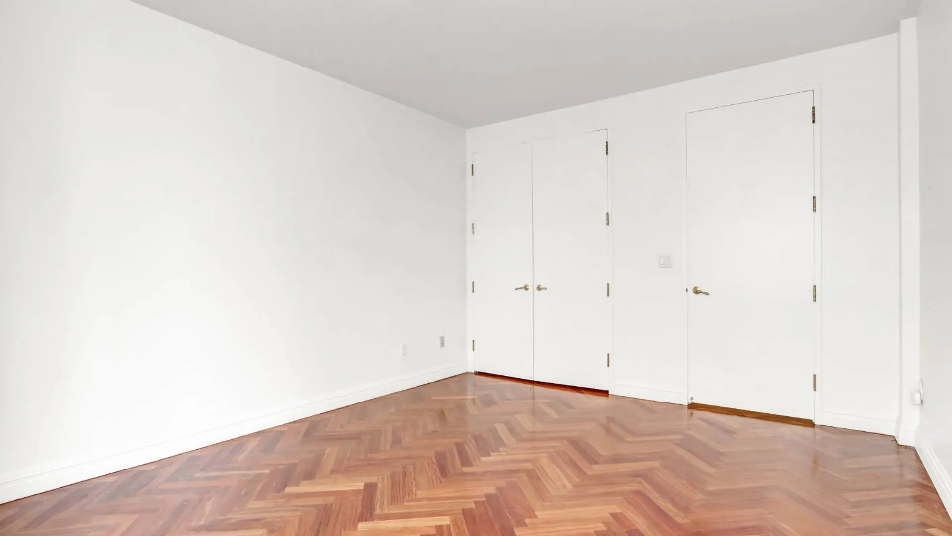 Property at 90 East End Avenue, New York, NY 10028 17