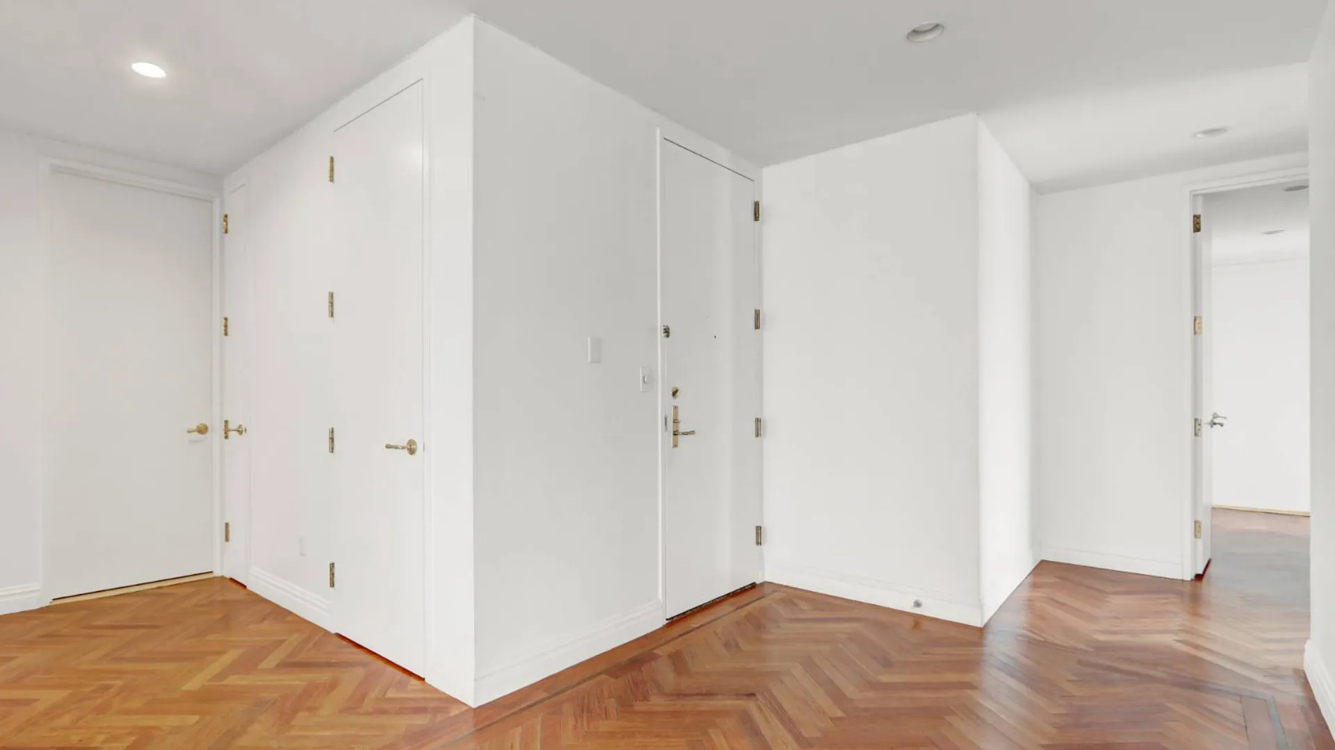 Property at 90 East End Avenue, New York, NY 10028 18