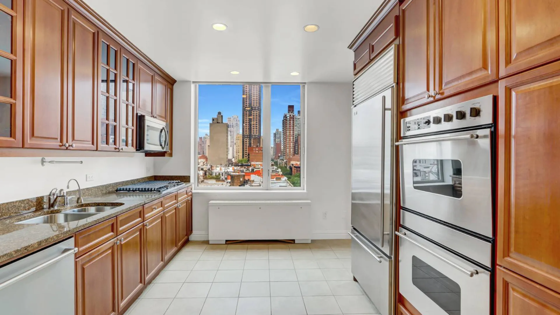 Property at 90 East End Avenue, New York, NY 10028 33