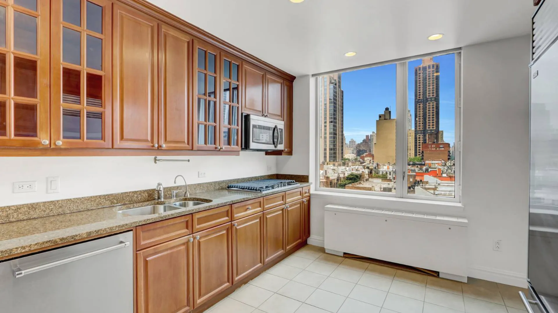 Property at 90 East End Avenue, New York, NY 10028 34