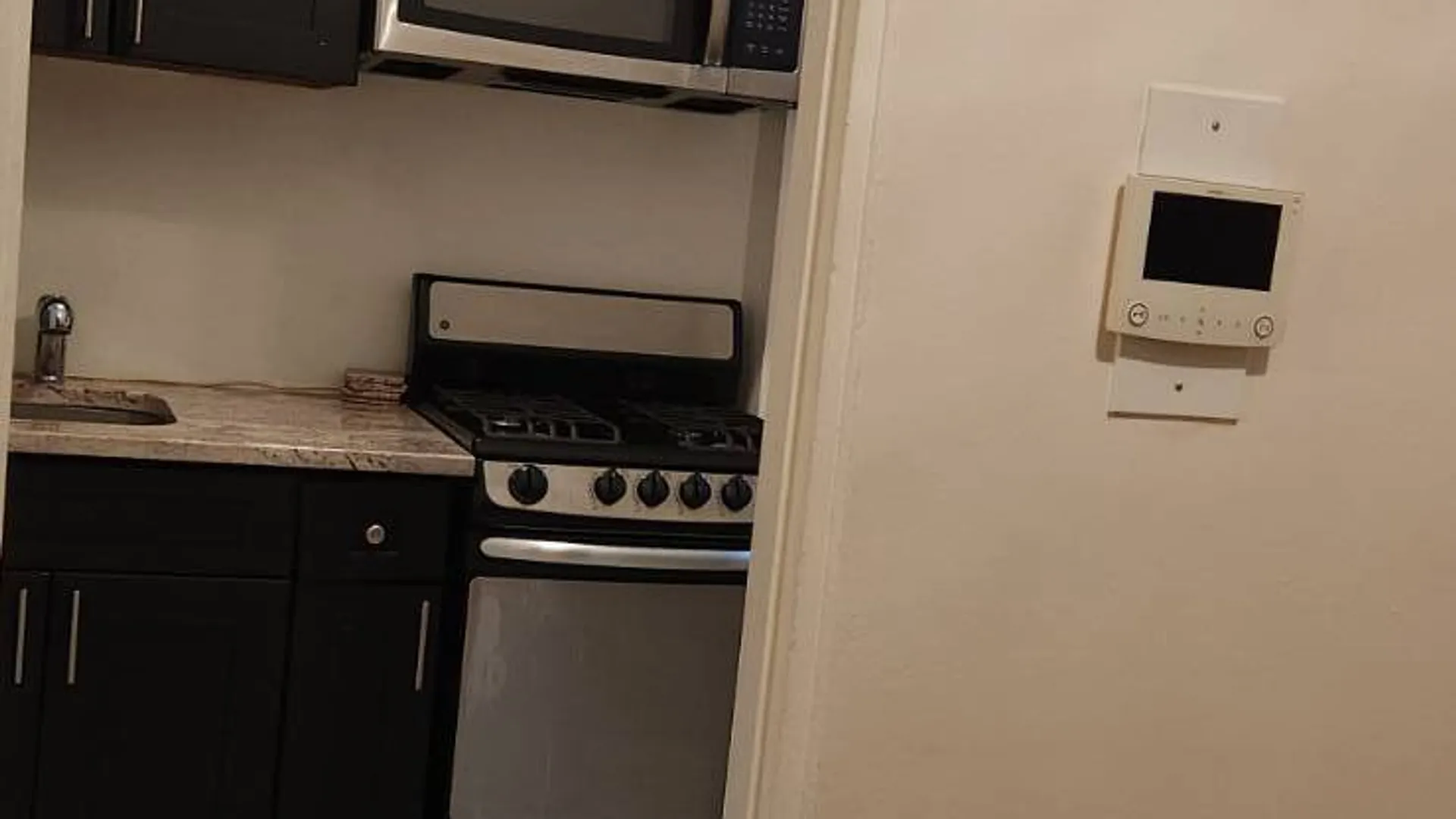 Property at 515 East 7th Street, Brooklyn, NY 11218 8