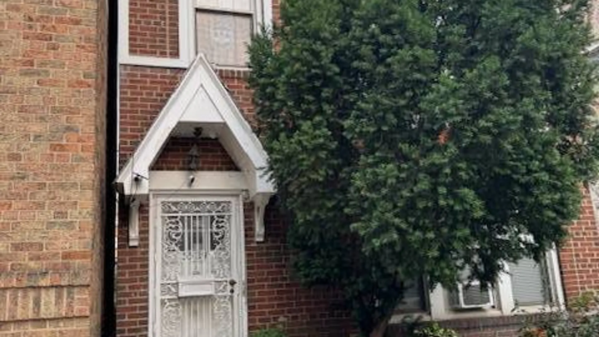 Property at 3529 28th St, Astoria, NY 11106 12