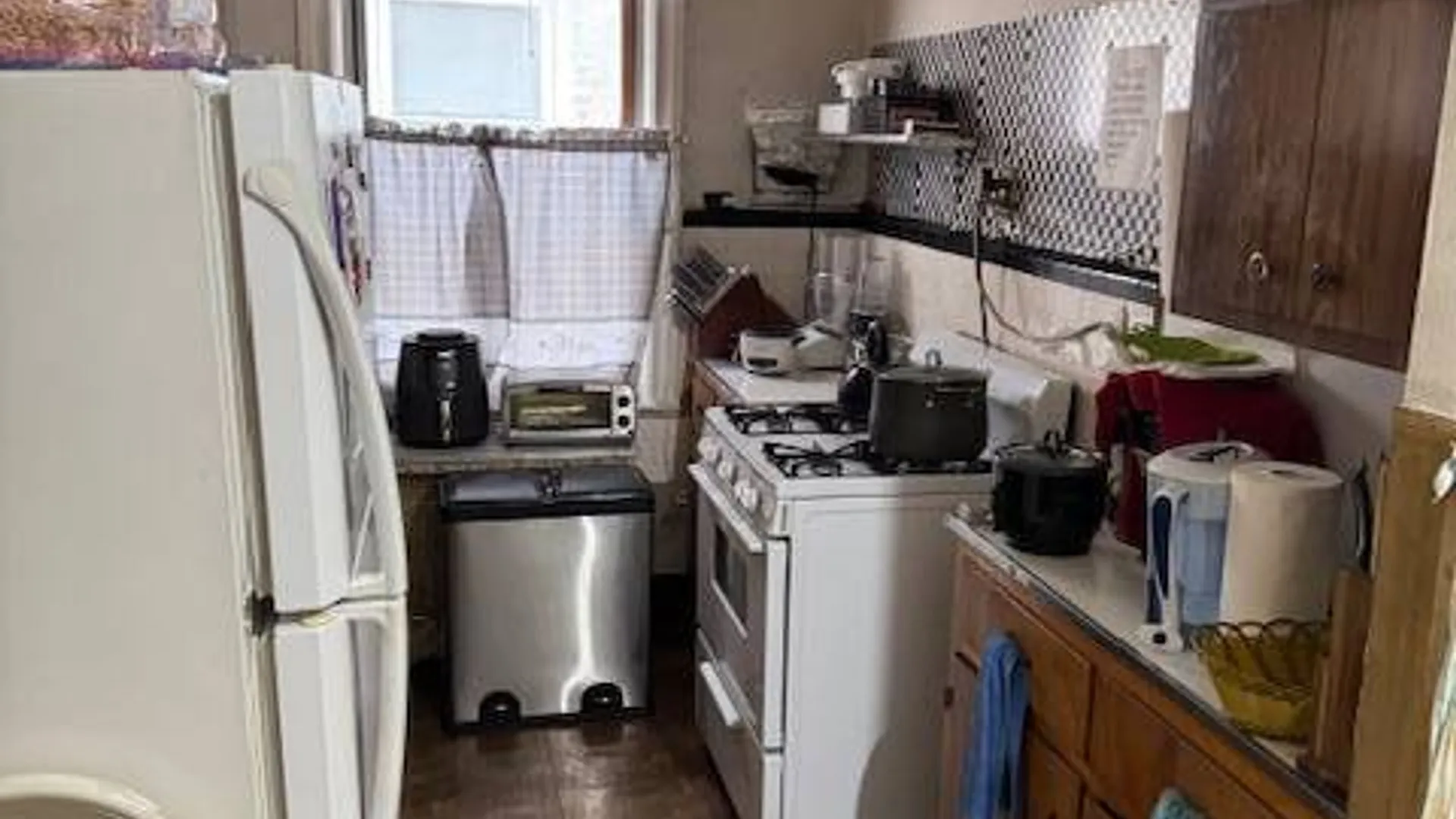 Property at 3529 28th St, Astoria, NY 11106 20
