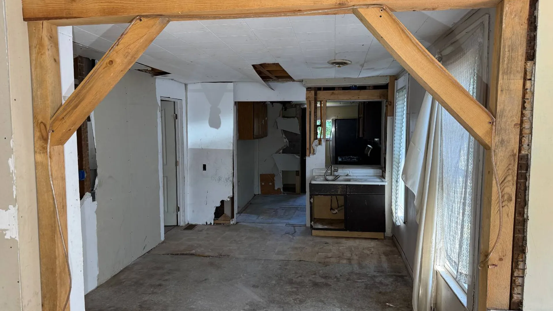 Property at 242-44 Richmond Ave, Syracuse, NY 13204 8