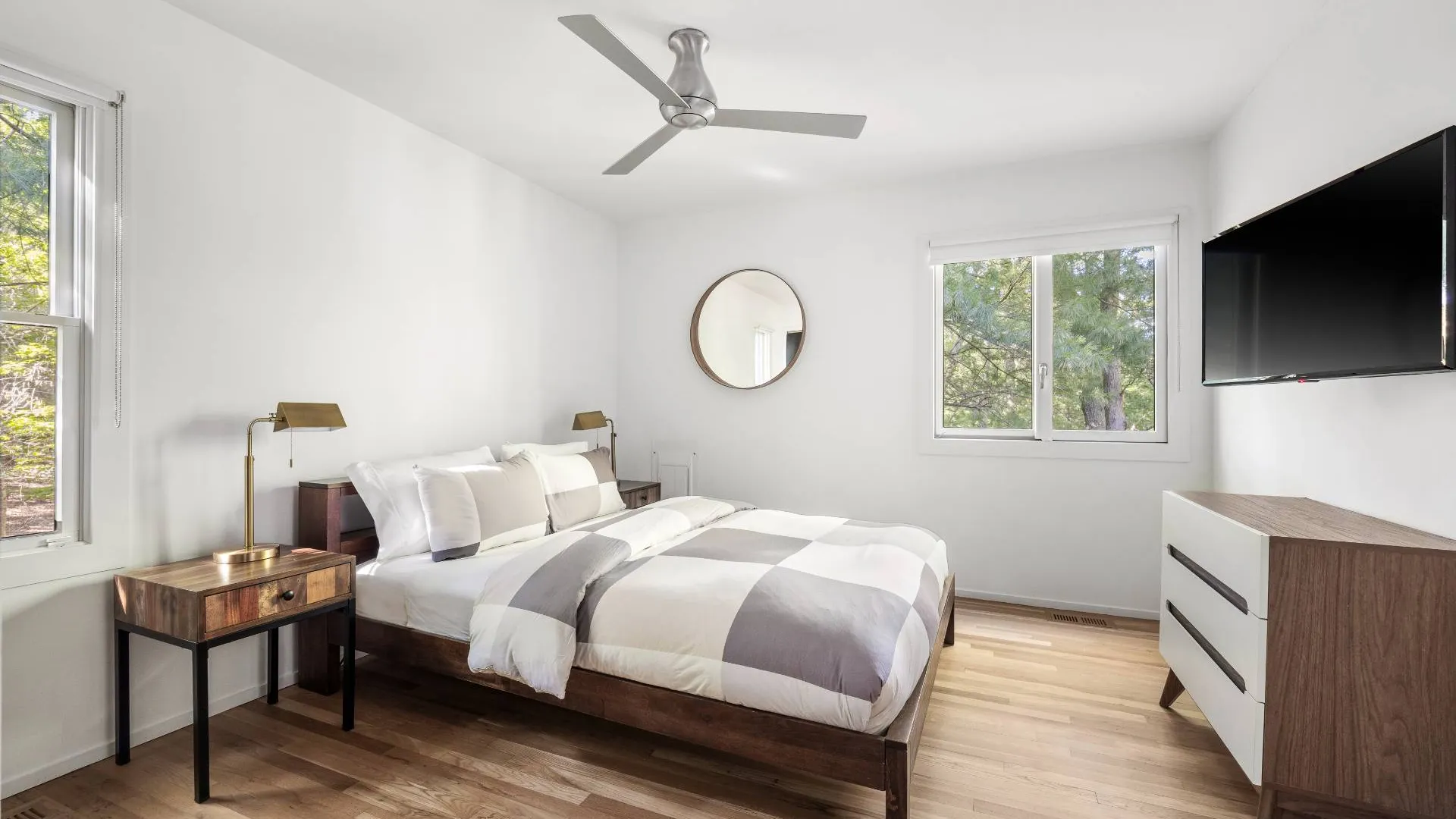 Property at 4 Hollow Tree Lane, East Hampton, NY 11937 14