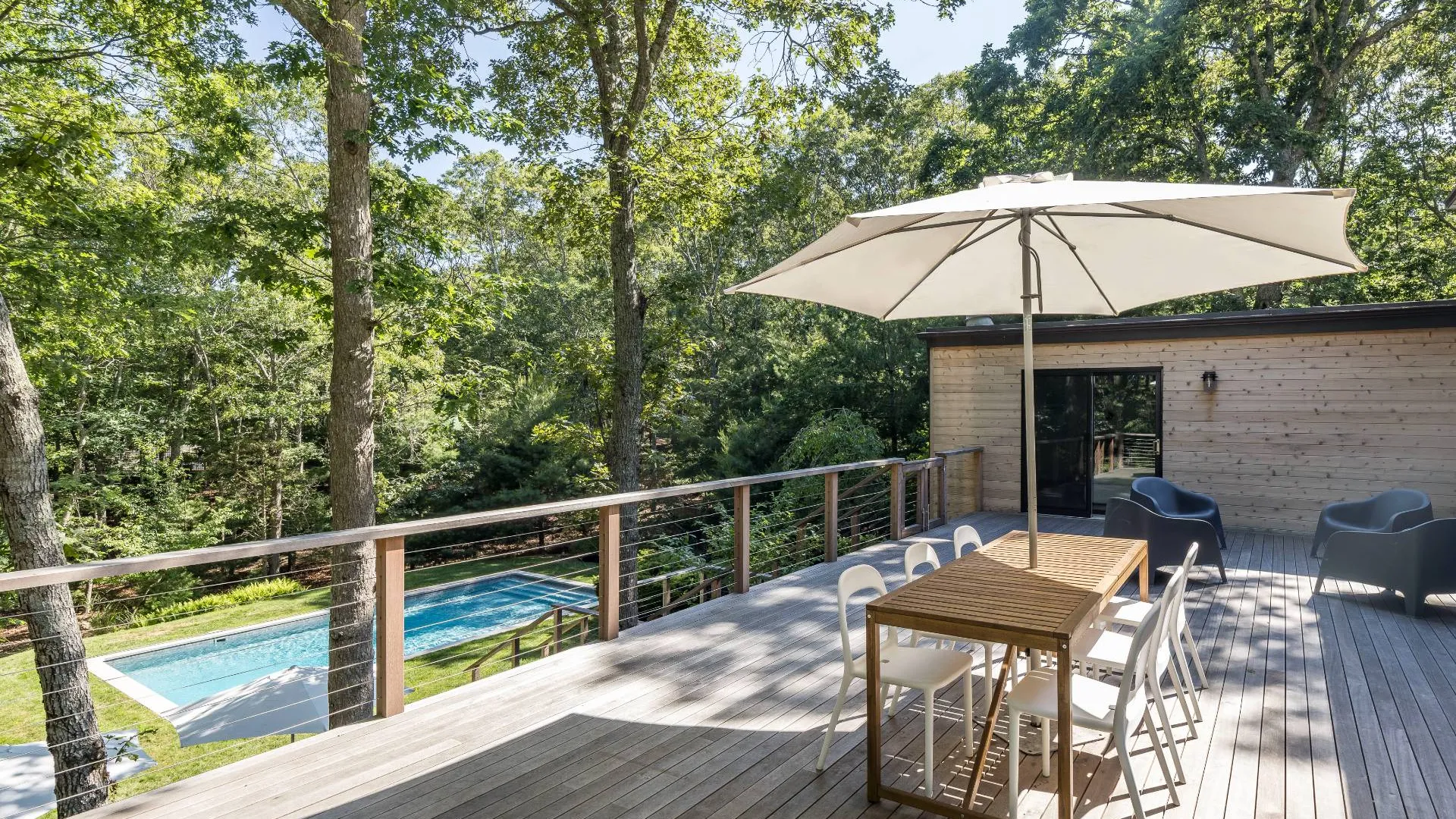 Property at 4 Hollow Tree Lane, East Hampton, NY 11937 17