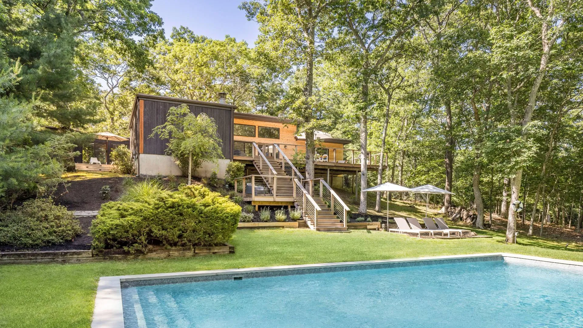 Property at 4 Hollow Tree Lane, East Hampton, NY 11937 18