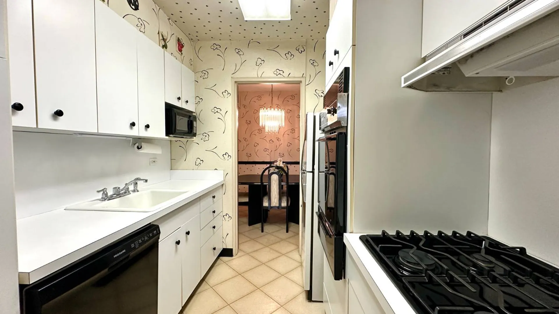 Property at 2265 Gerritsen Ave, Brooklyn, NY 11229 7