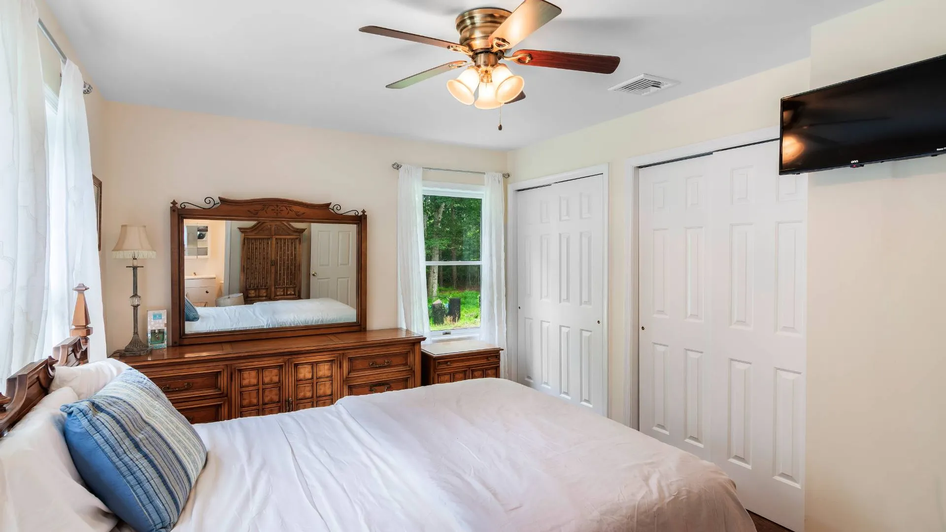 Property at 75 EDWARDS AVE, East Hampton, NY 11937 14
