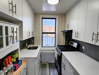 Property at 2165 MATHEWS AVE, Bronx, NY 10462