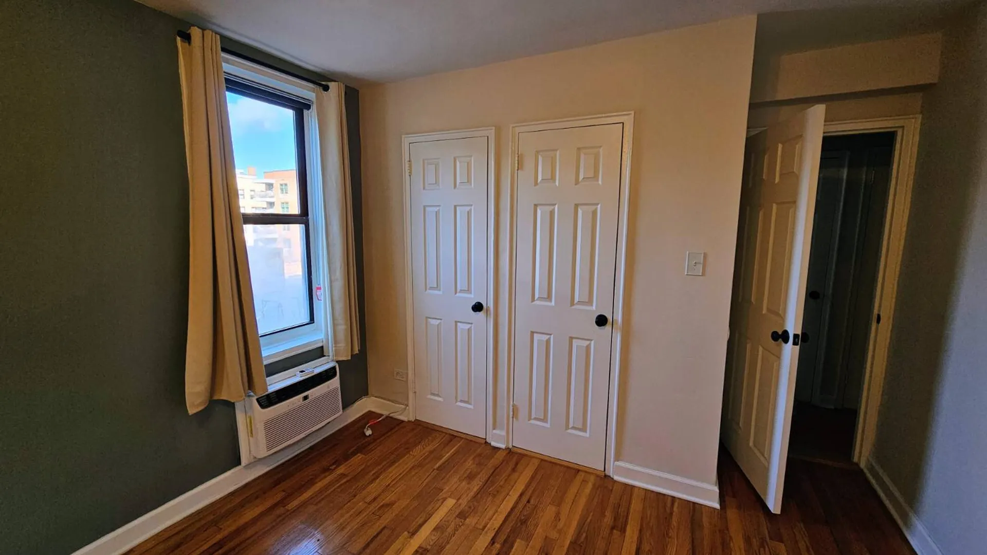 Property at 2165 MATHEWS AVE, Bronx, NY 10462 6