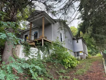 Property at 324 Seneca E Tpke, Syracuse, NY 13205