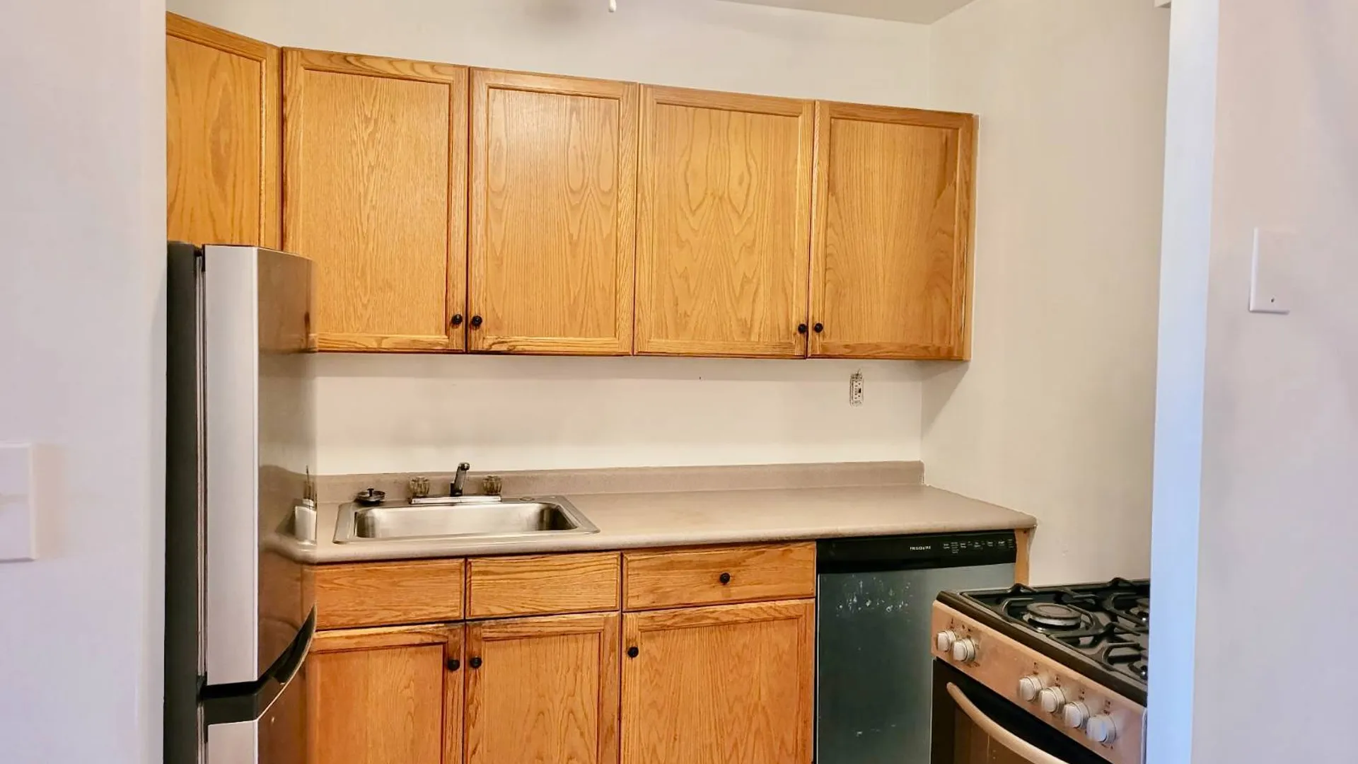 Property at 315 Atlantic Ave., East Rockaway, NY 11518 4
