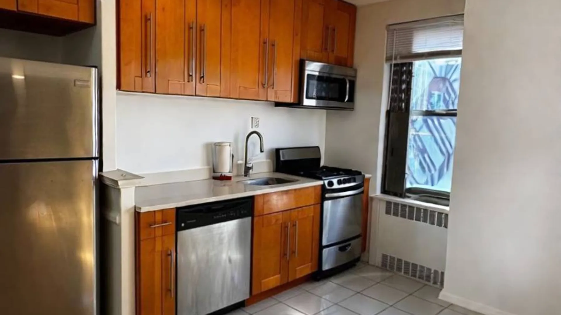 Property at 6740 Yellowstone blvd, Forest Hills, NY 11375 4