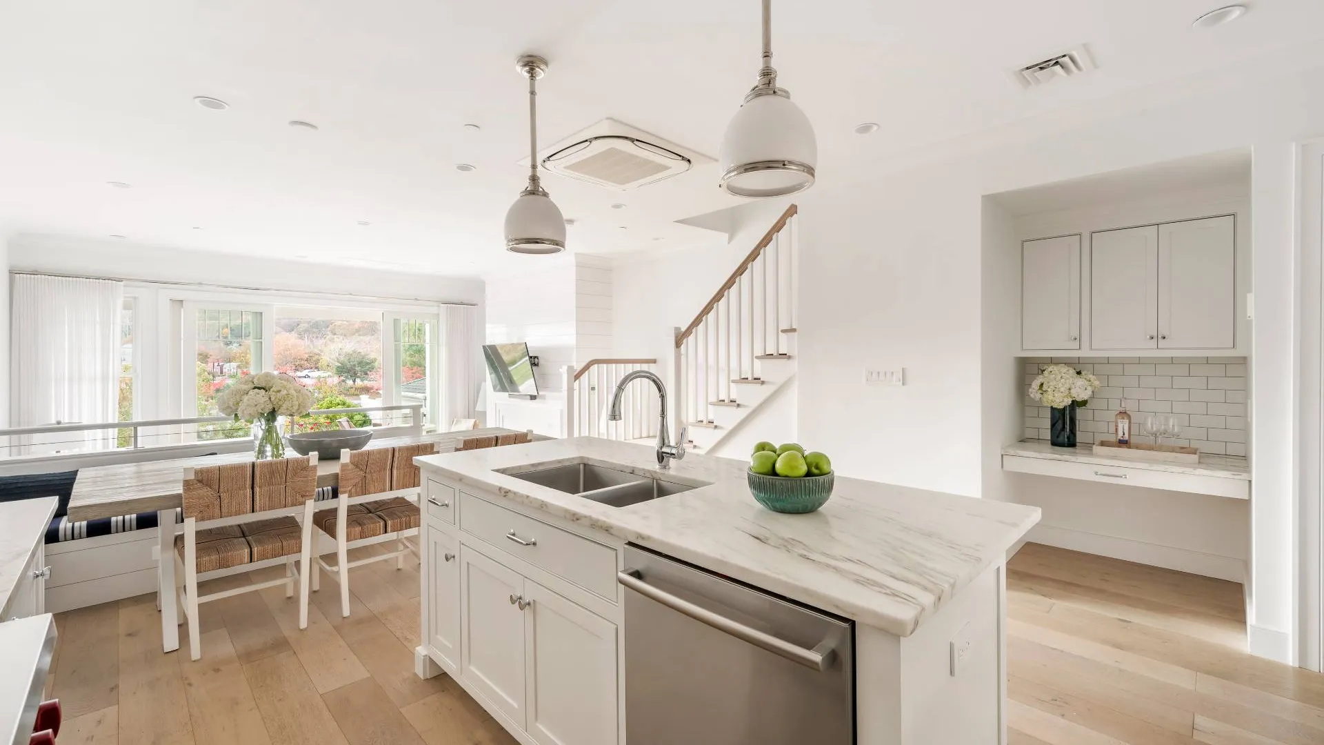 Property at 3 Old Boathouse Lane South, Hampton Bays, NY 11946 4