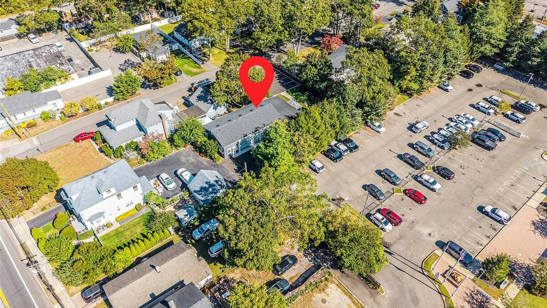 Property at 14 E 3rd Street, Patchogue, NY 11772 17