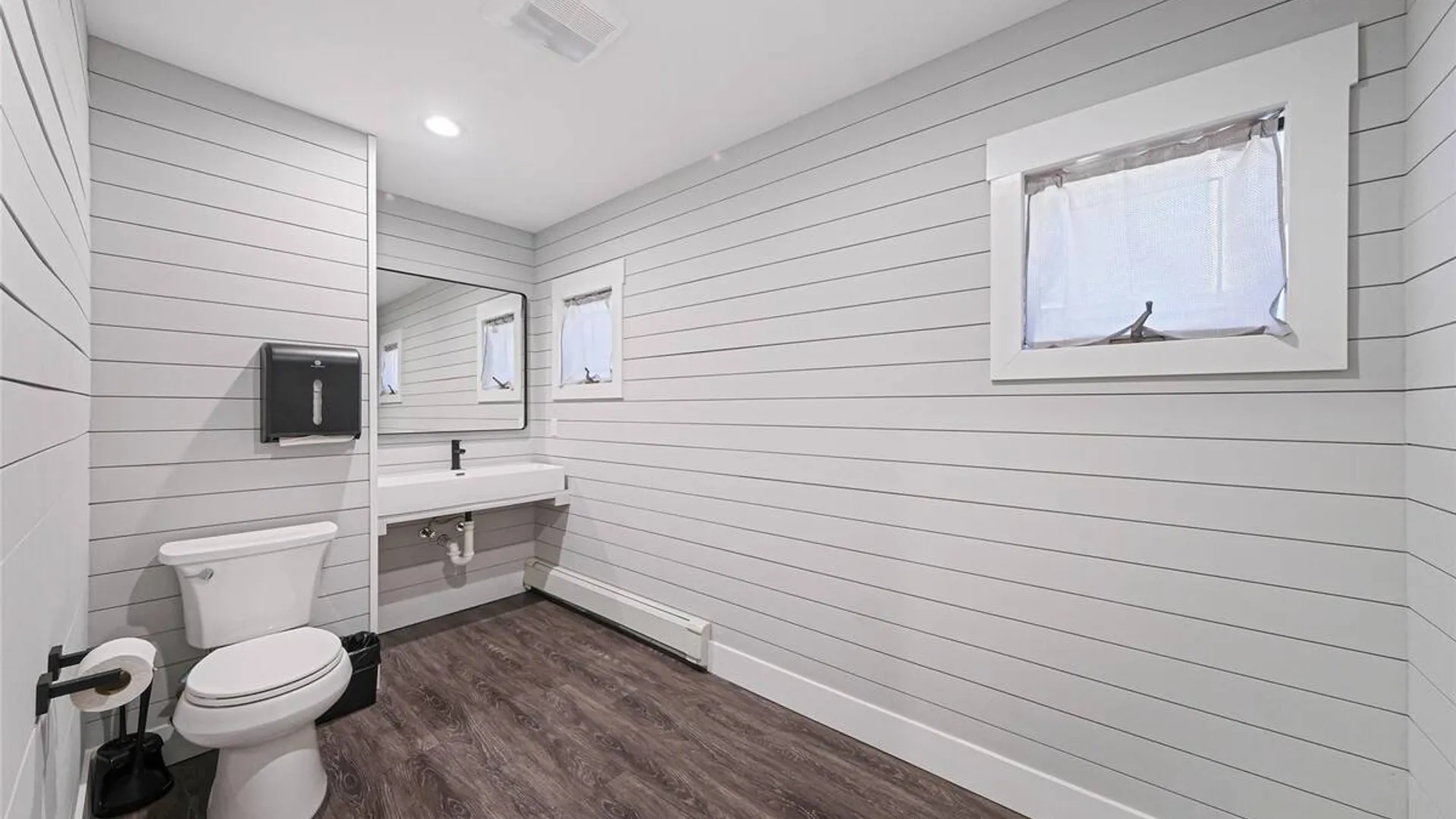 Property at 14 E 3rd Street, Patchogue, NY 11772 41
