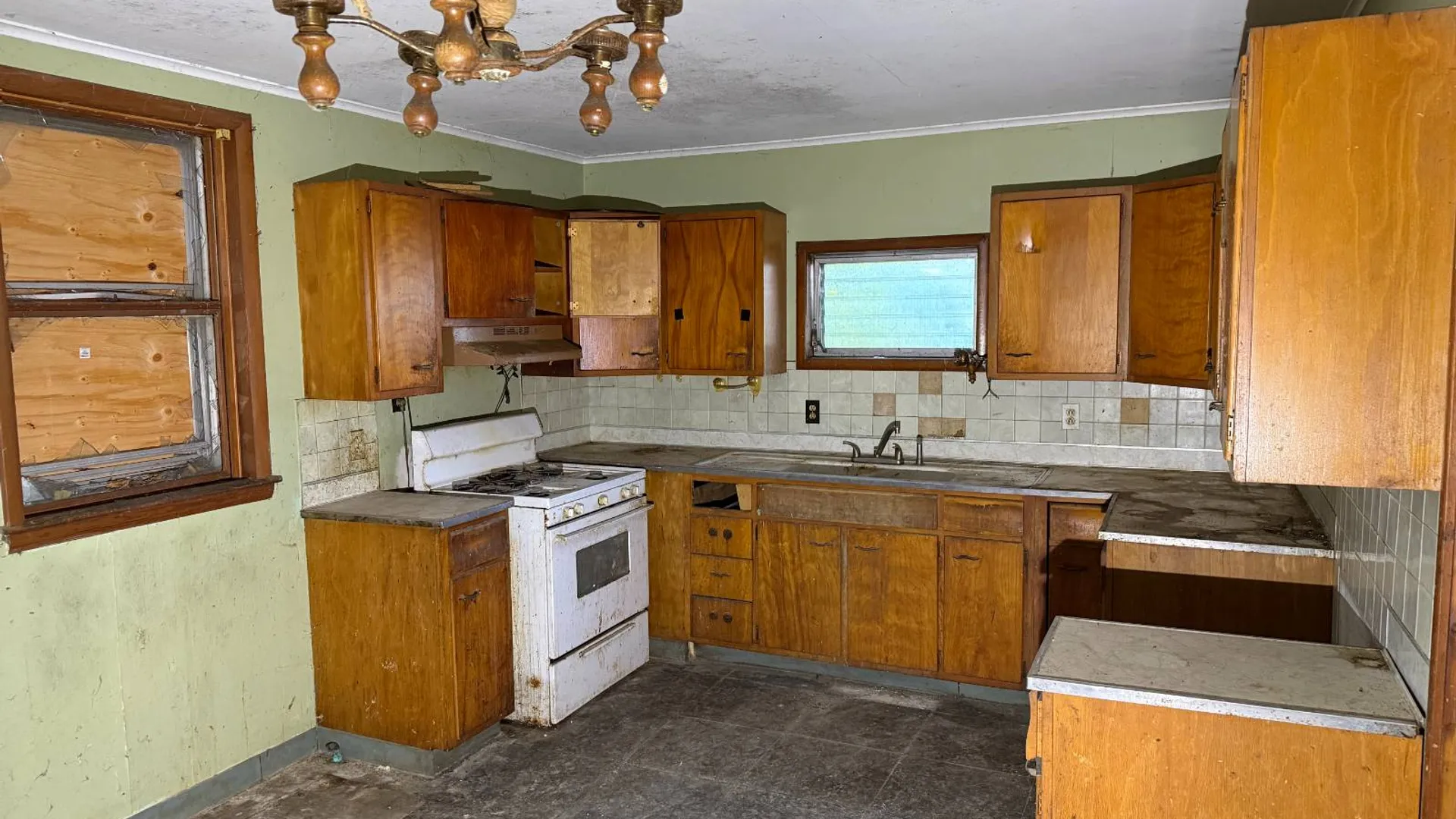 Property at 1227 Highland St, Syracuse, NY 13203 19
