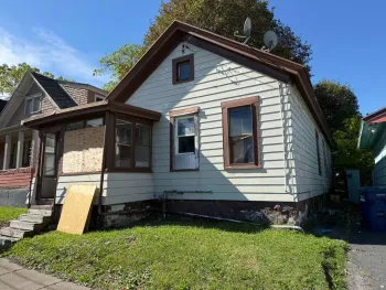 Property at 1227 Highland St, Syracuse, NY 13203