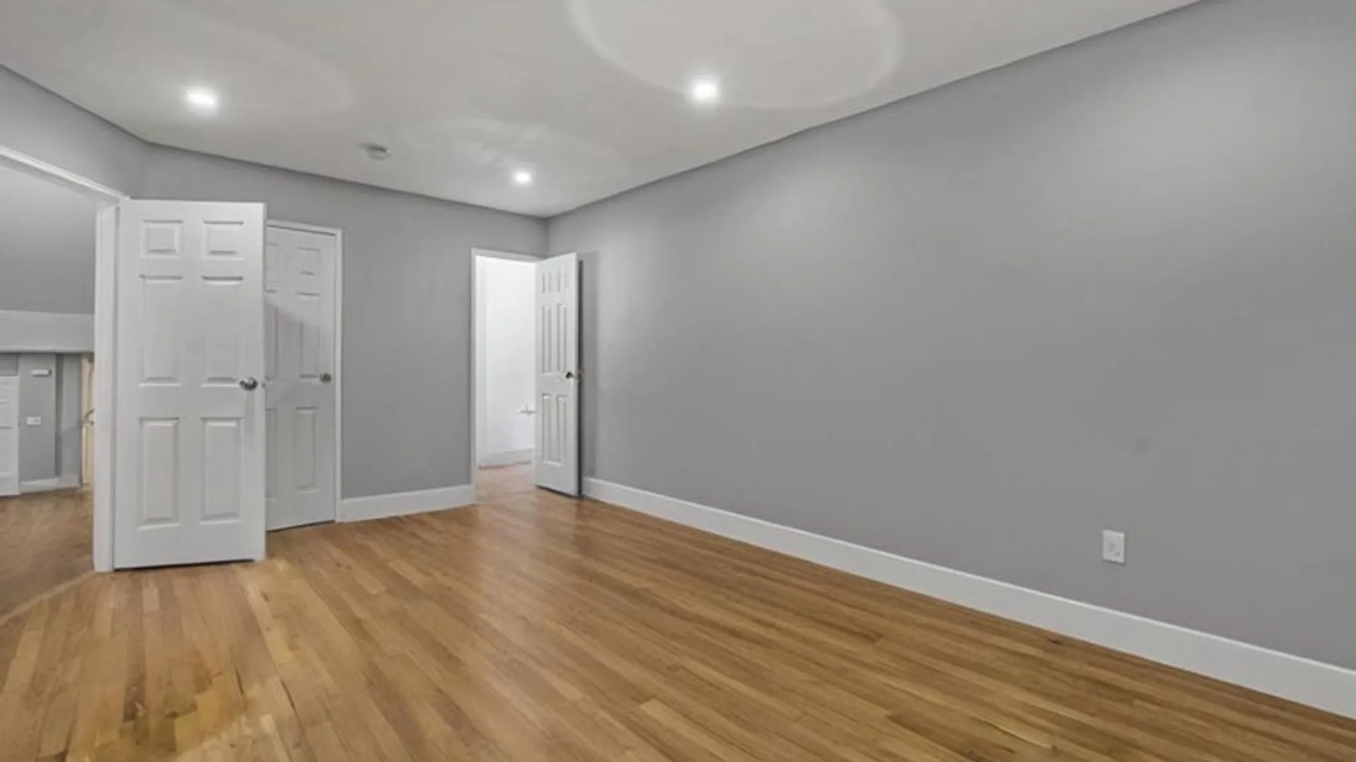 Property at 7522 Ave T, Brooklyn, NY 11234 4