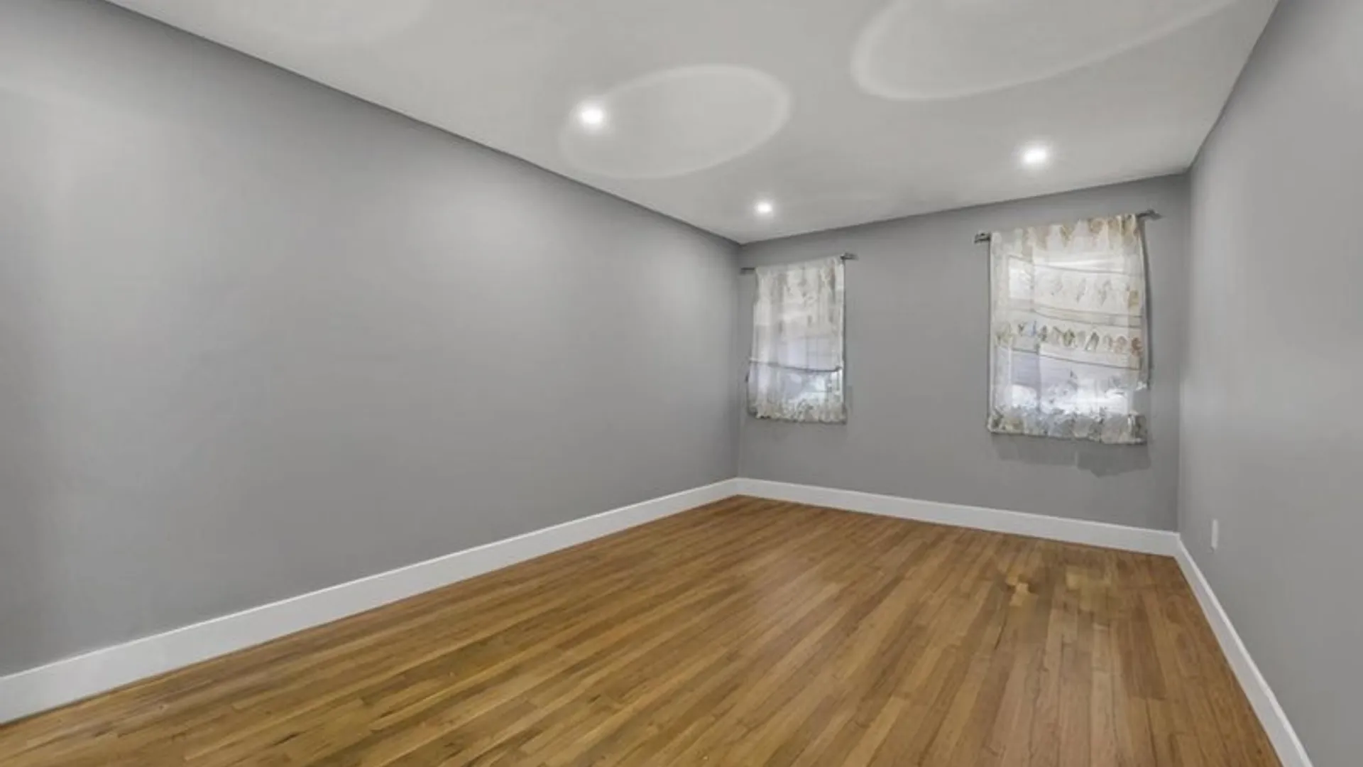 Property at 7522 Ave T, Brooklyn, NY 11234 5