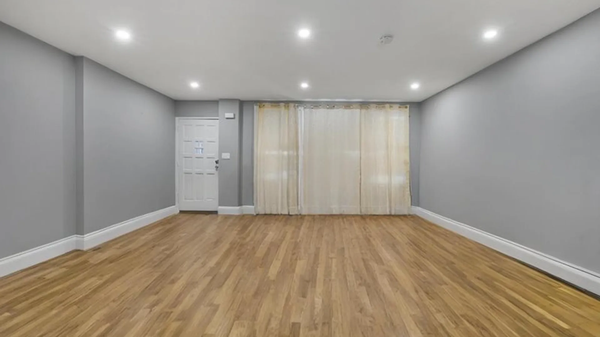 Property at 7522 Ave T, Brooklyn, NY 11234 7