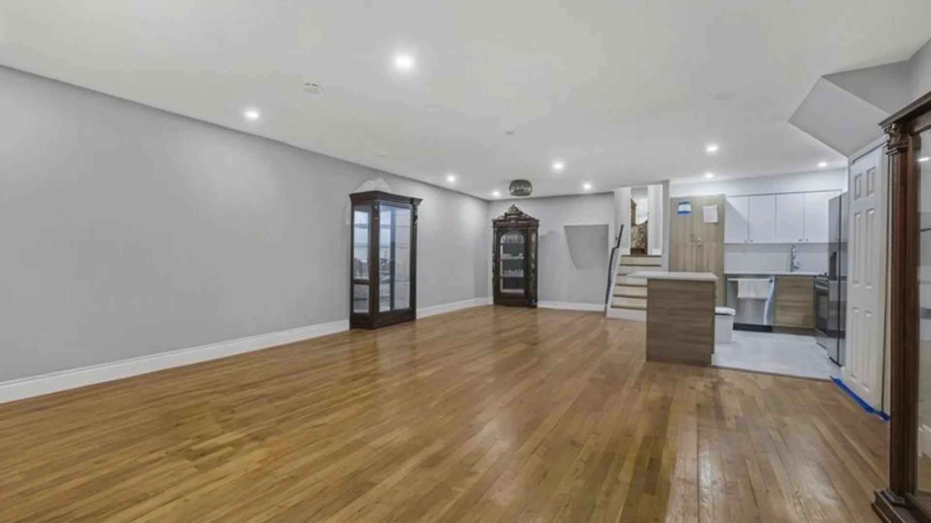 Property at 7522 Ave T, Brooklyn, NY 11234 8