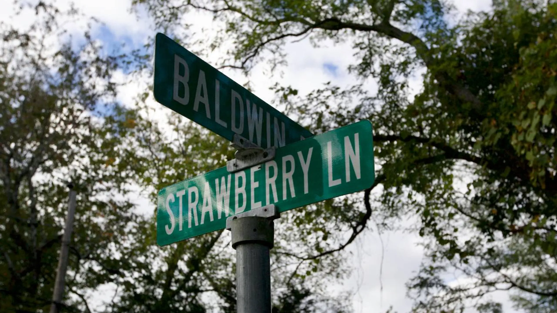 Property at 1 Strawberry Lane, Shelter Island, NY 11964 5