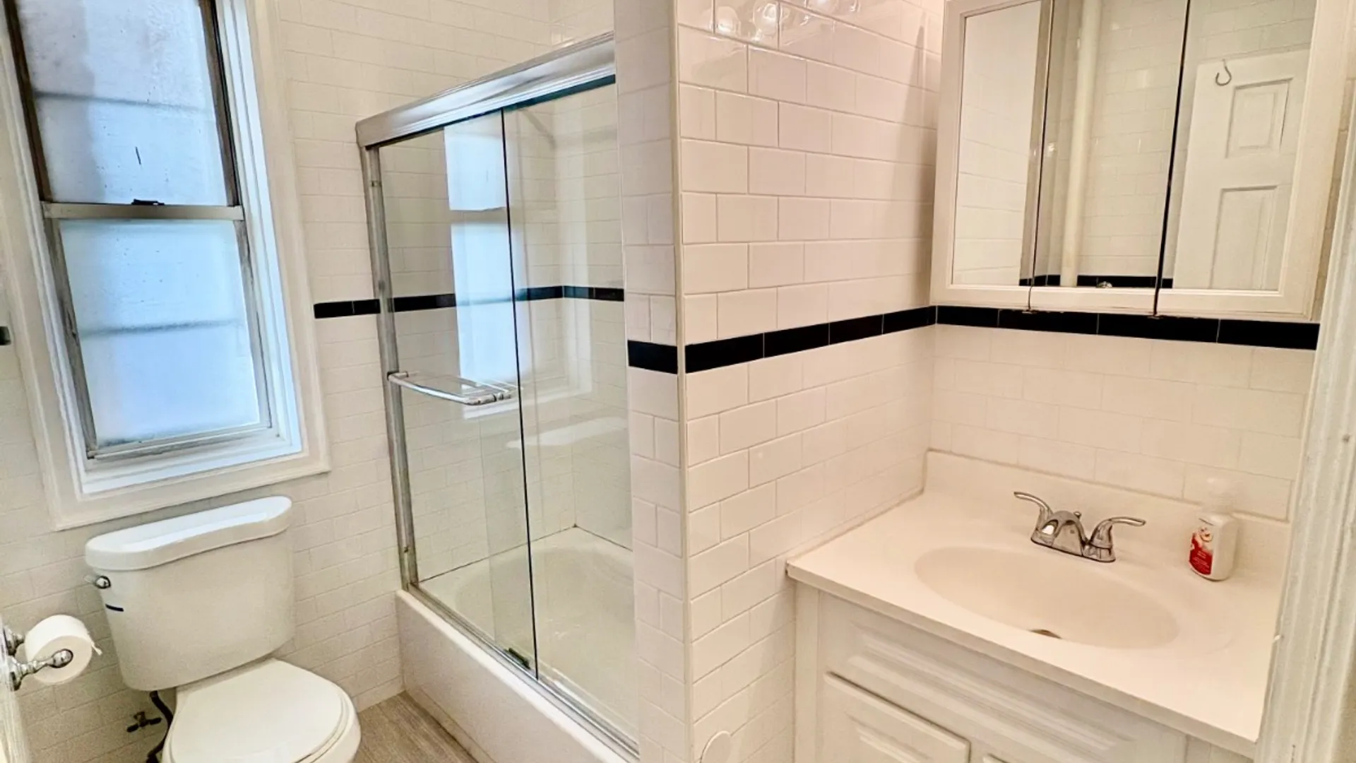 Property at 1075 Grand Concourse, Bronx, NY 10452 5