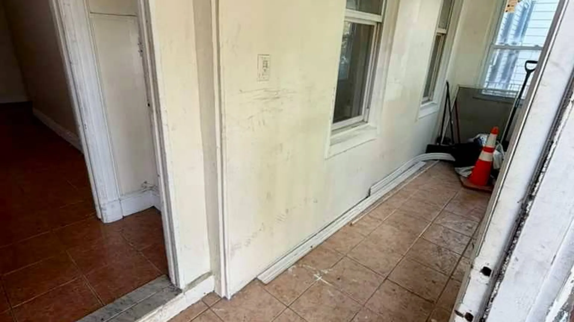 Property at 406 Chestnut St, Brooklyn, NY 11208 5