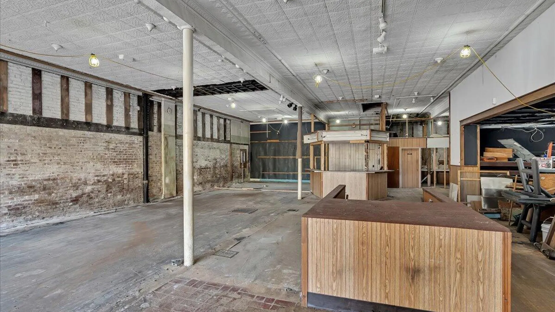 Property at 58-62 King Street, Troy, NY 12180 17