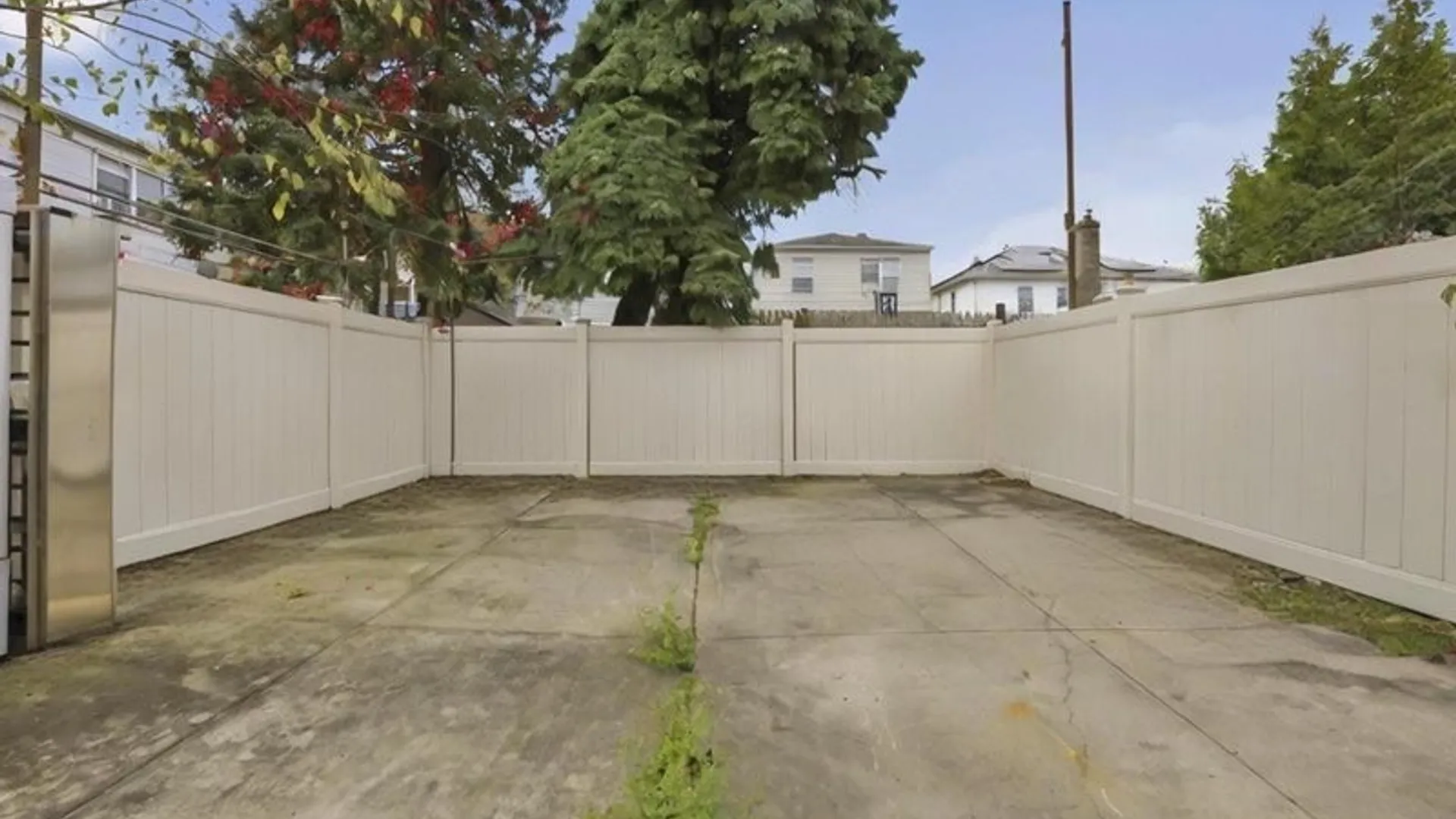 Property at 1372 E 66th St, Brooklyn, NY 11234 4