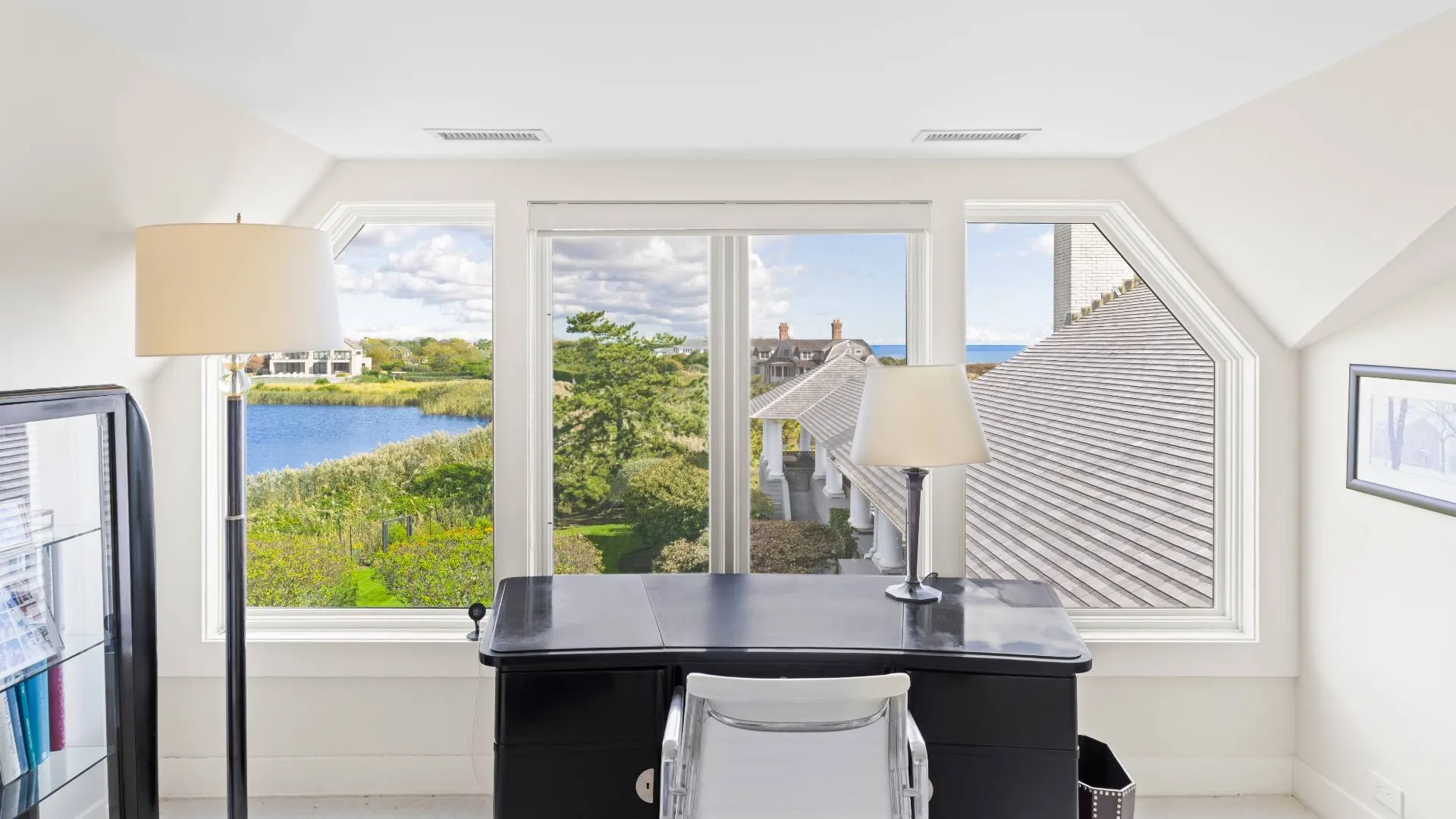 Property at 137 MURRAY LN, Southampton, NY 11968 22