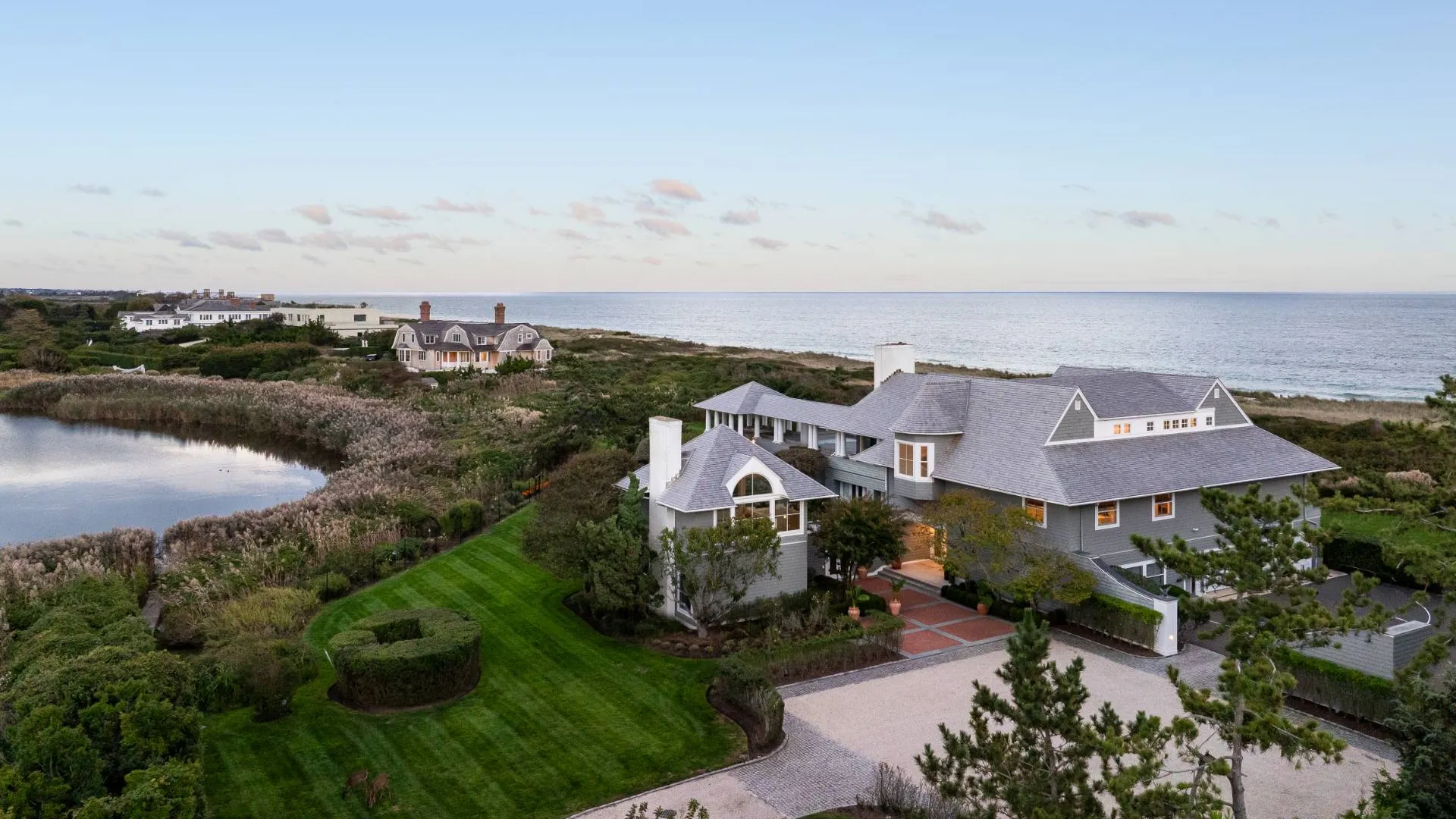 Property at 137 MURRAY LN, Southampton, NY 11968 38