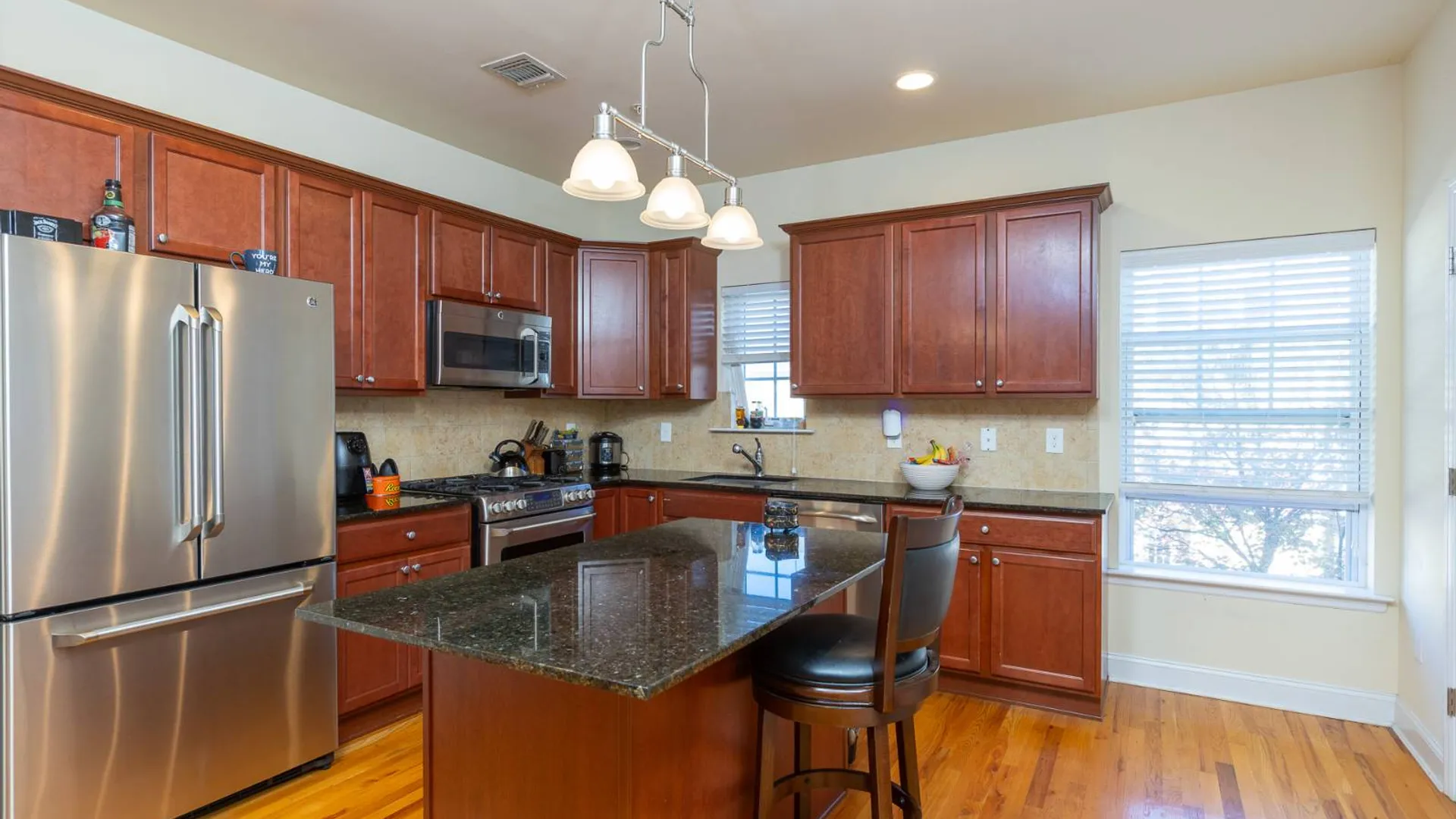 Property at 31 BARLEY LN, Patchogue, NY 11772 8