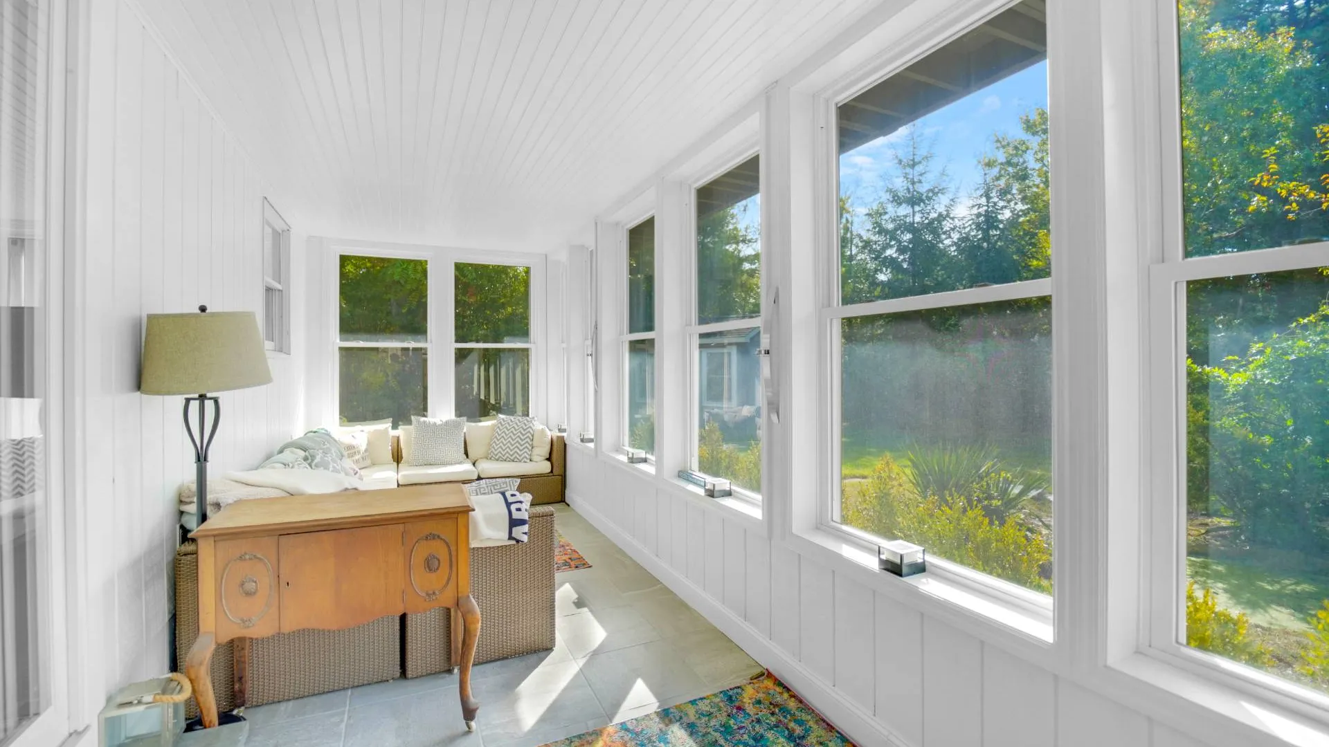 Property at 3 Jefferson Ave, Hampton Bays, NY 11946 10