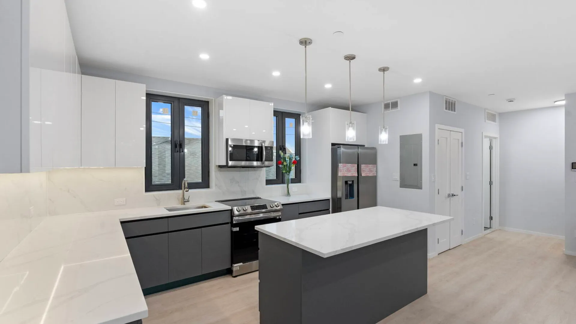 Property at 33 Keen Ct, Brooklyn, NY 11229 21