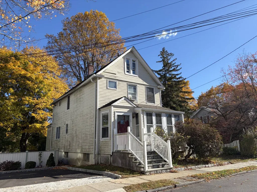 Property at 40 northfield avenue, dobbs ferry, NY 10522